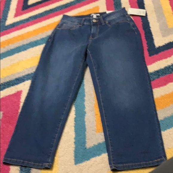 croft & barrow Pants - NWT Women’s 4 Denim Mid Rise Capri